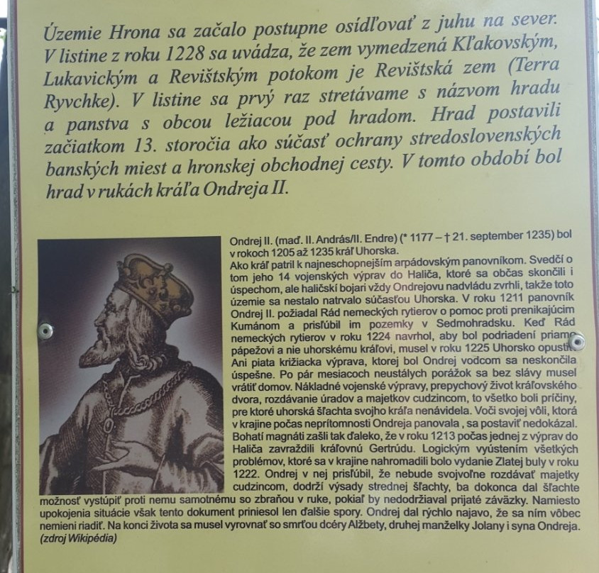 Revište Castle ruins景点图片