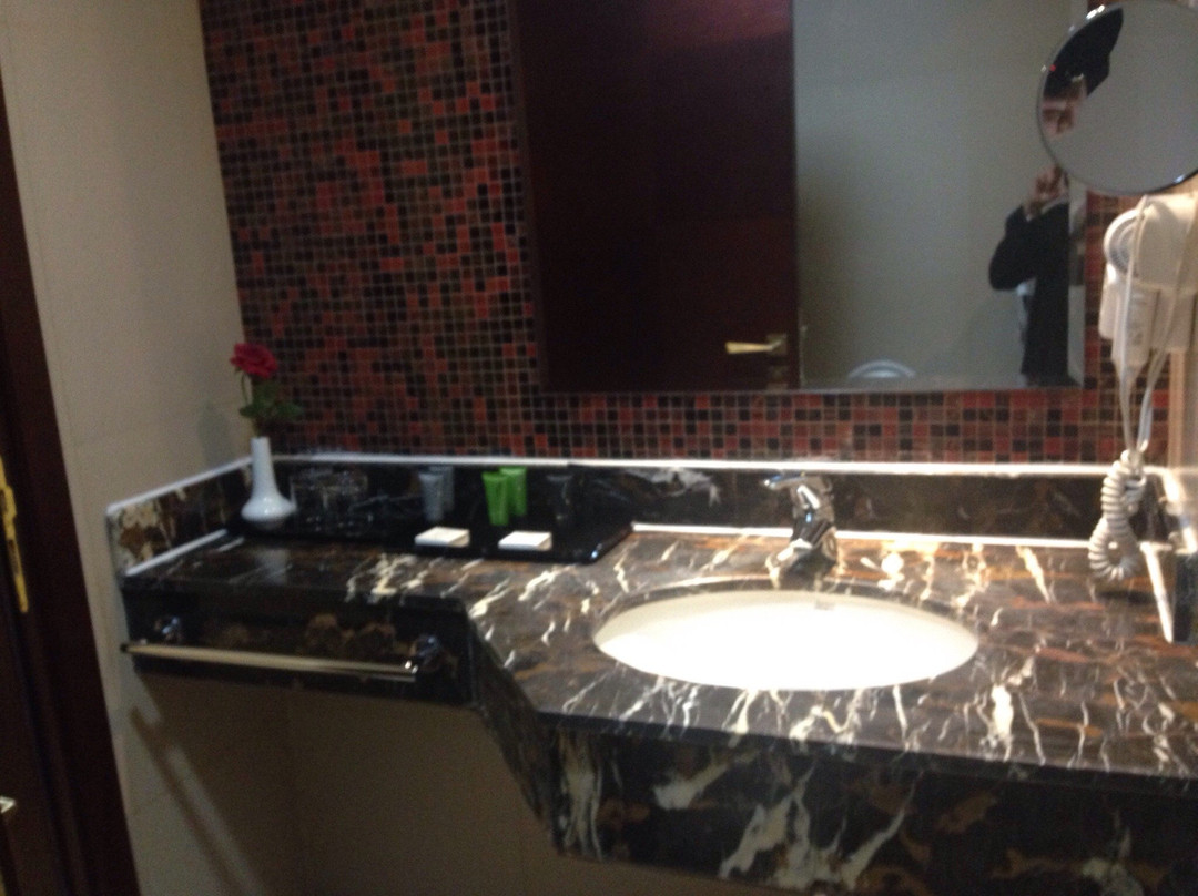 Al Aqeeq Madinah Hotel
