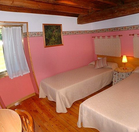 Eugi酒店住宿-Hosteria de Zubiri