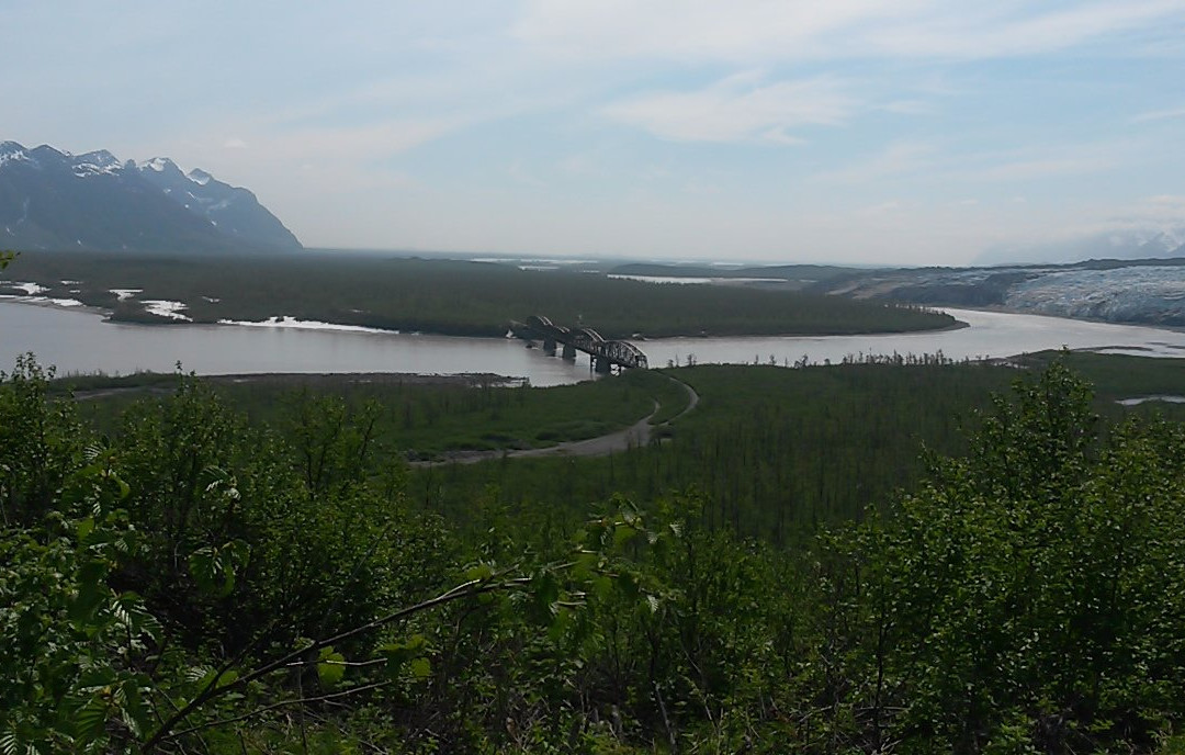 Child’s Glacier Tours by The Riverside Inn-Cordova必去景点