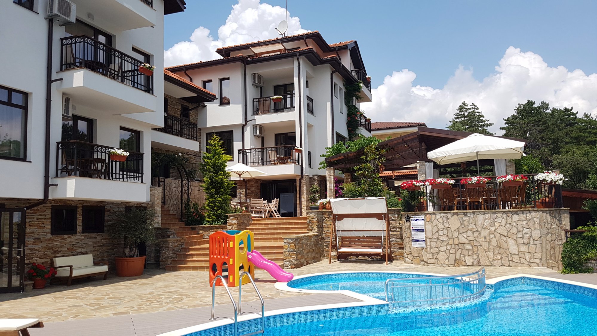Villa Andrea-官方