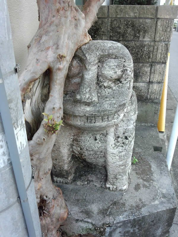 Stone Statue of Lion in Nakajima-ku East景点图片