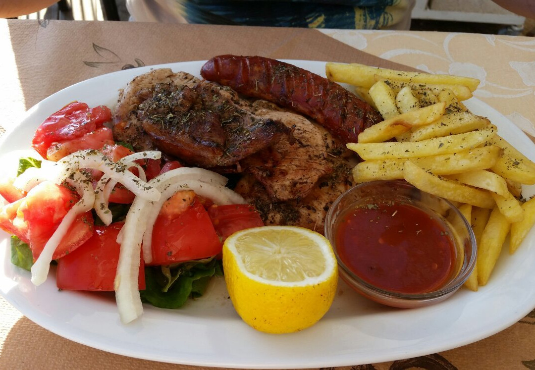 Makrades餐馆和美食-Golden Fox