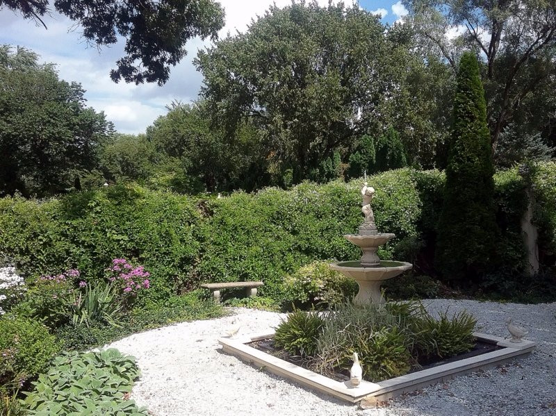 Weber House and Garden-Streator必去景点