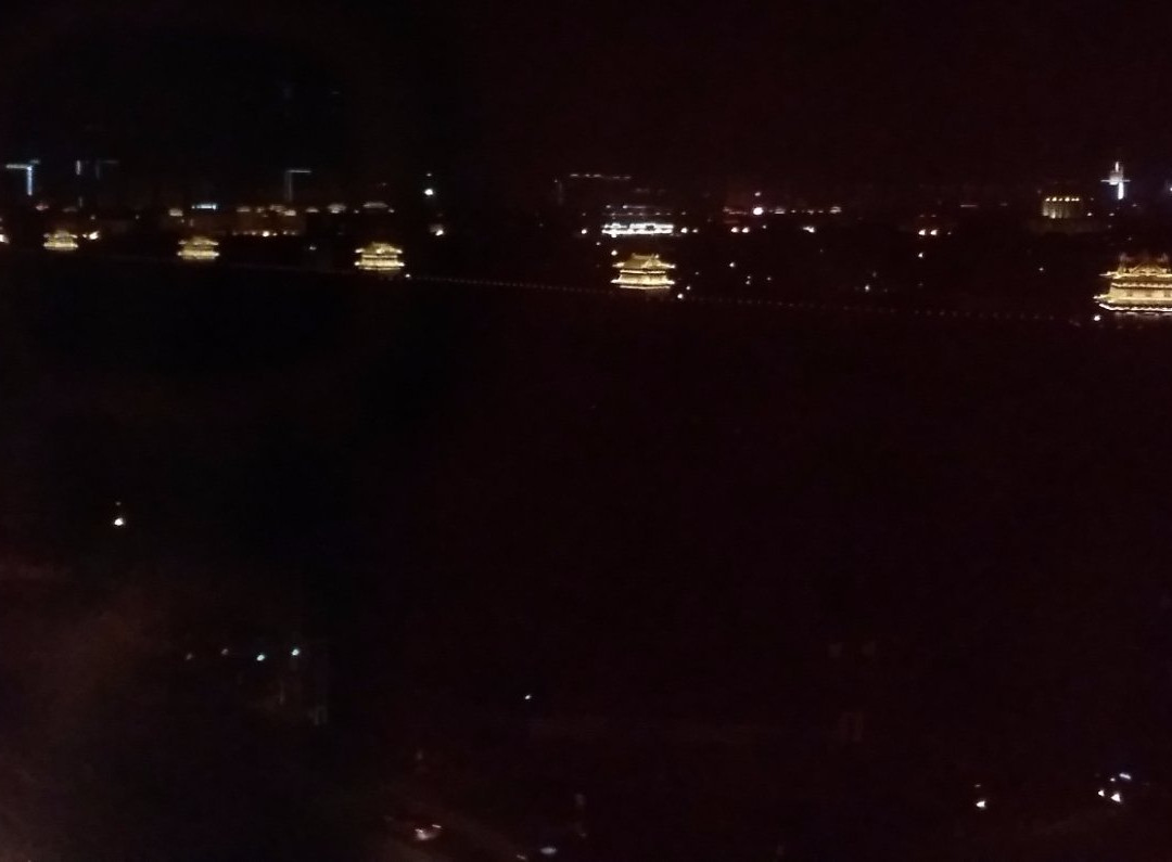 国宾大酒店主图