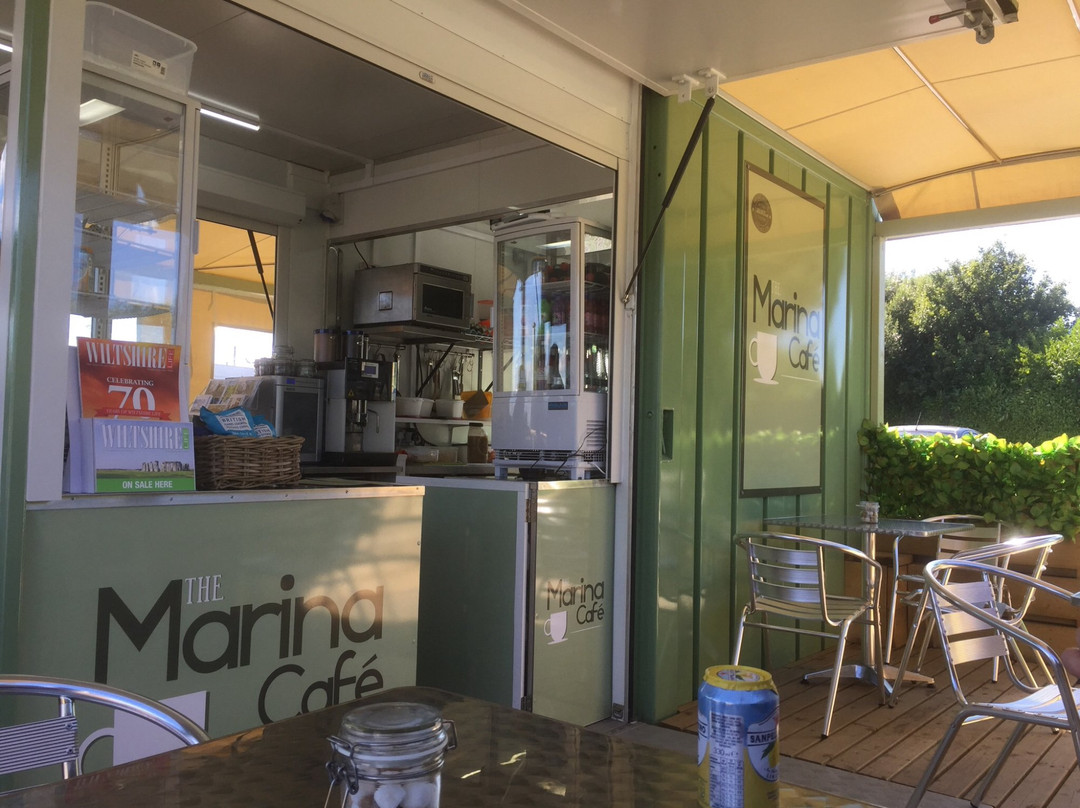 The Marina Cafe-迪韦齐斯必去景点