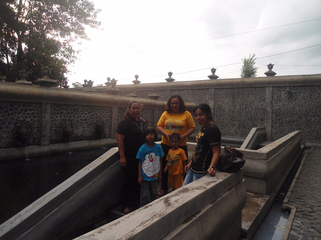 Sendang Tirta Kamandanu-谏义里必去景点