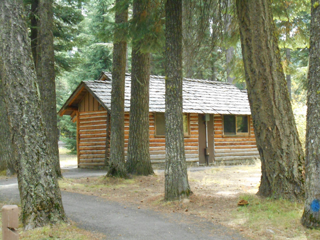 Emigrant Springs State Heritage Area Campground
