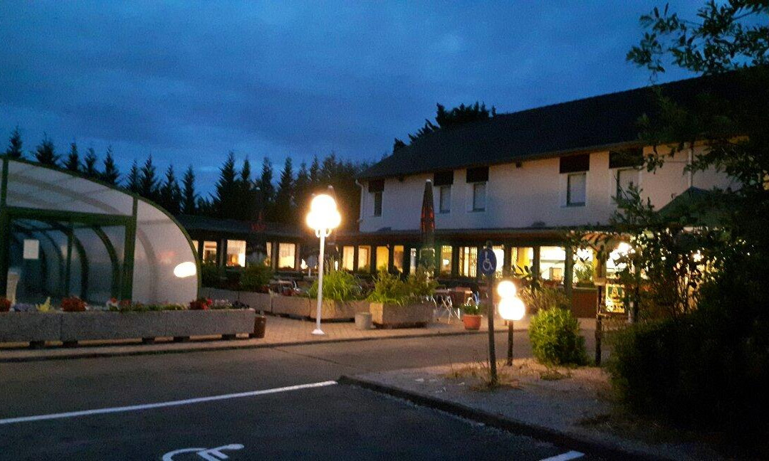 Kingersheim酒店住宿-瑞莱斯阿克恩彩虹酒店