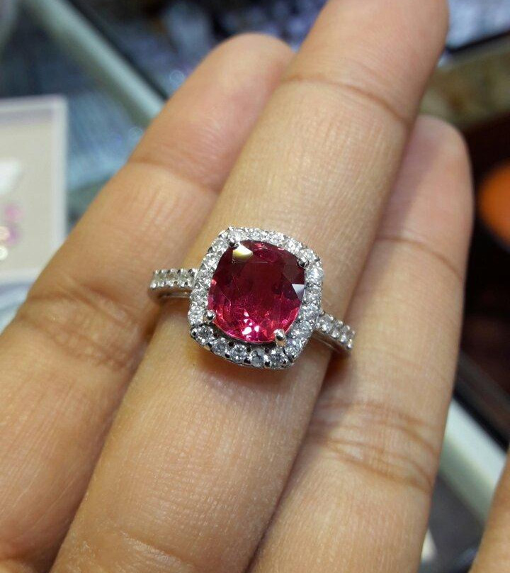 Kaung Sint Yadanar Gems and Jewellery-仰光必去景点