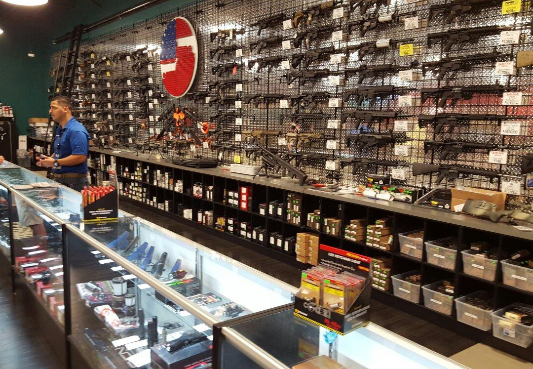 Shooters World Tampa景点图片