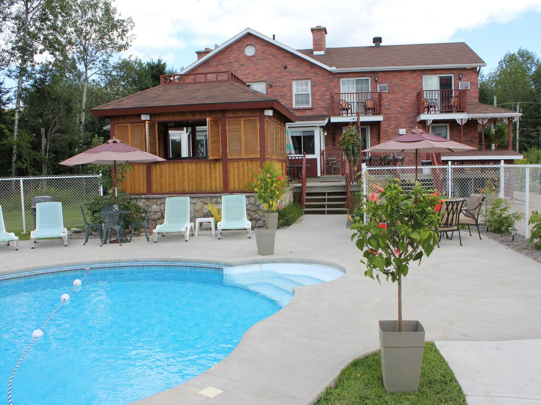 Auberge le Saint-Boheme主图