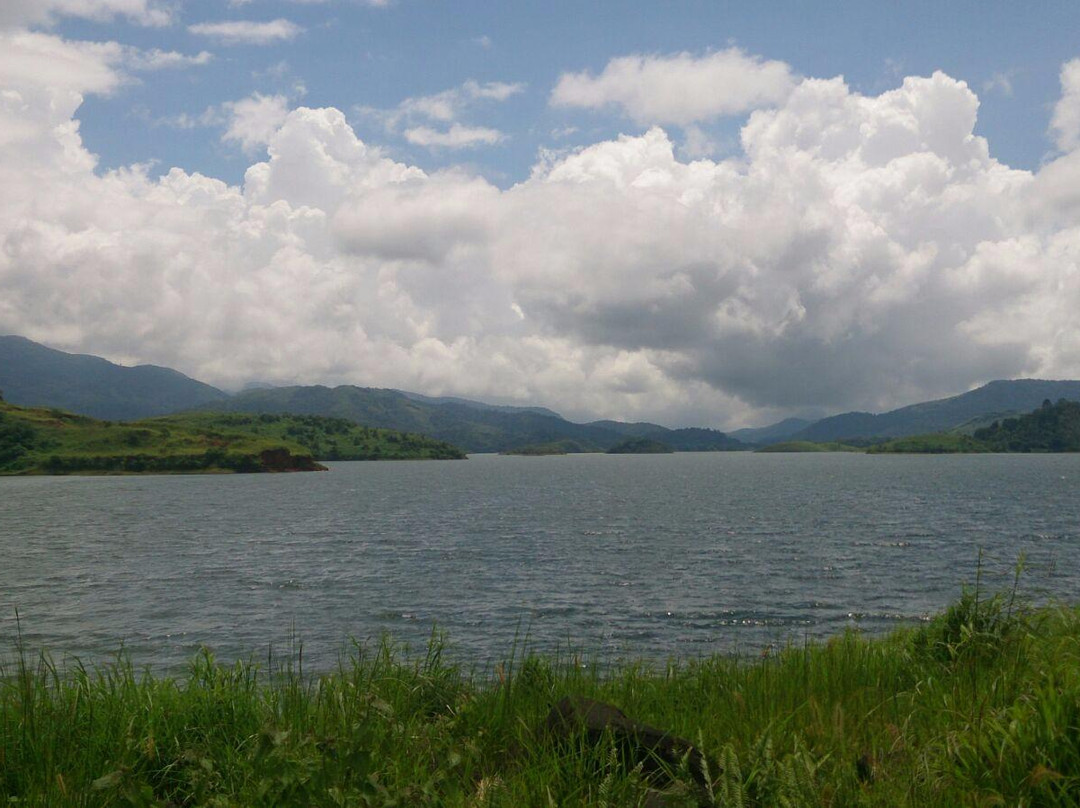 Padinjarathara Dam-卡尔贝塔必去景点