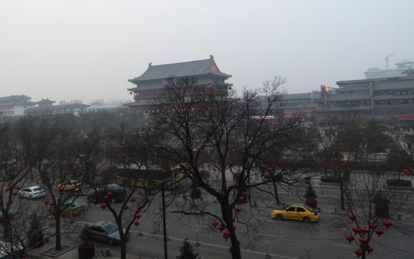 艺龙安云酒店(西安回民街钟鼓楼店)-客卧