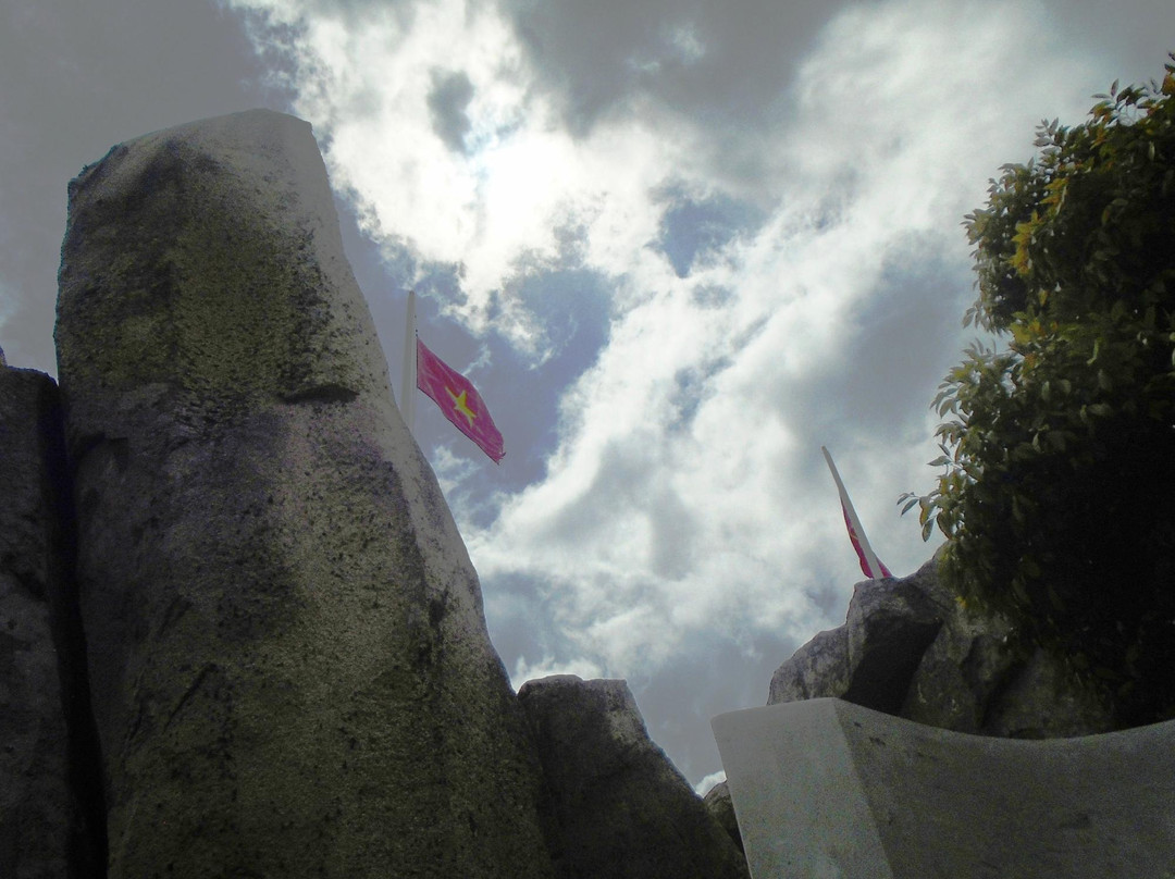 Minh Dam Bases-头顿必去景点