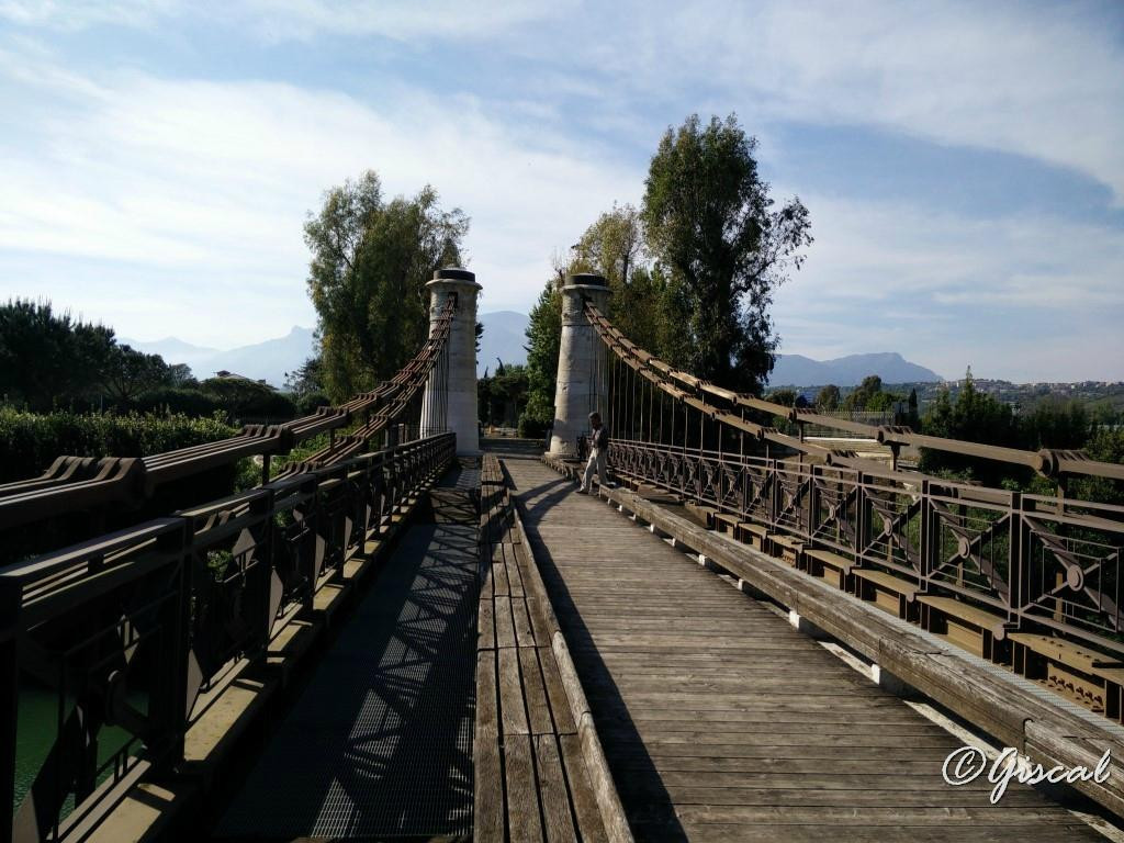 Ponte Real Ferdinando景点图片