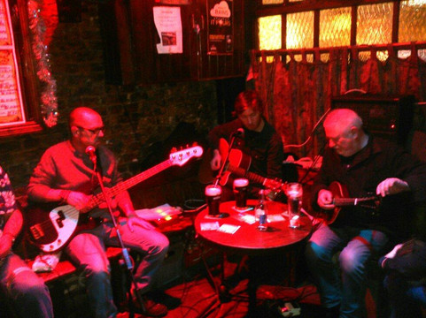 Charlie's Bar-科克必去景点