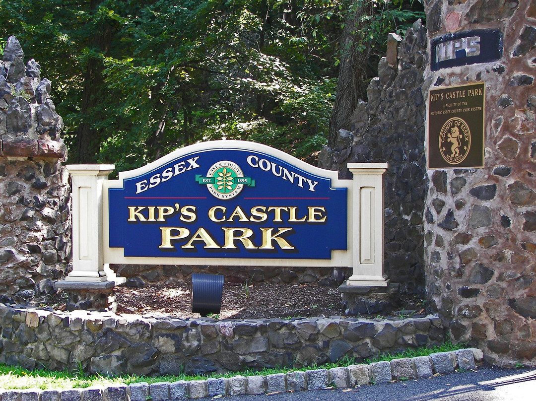Kips Castle景点图片