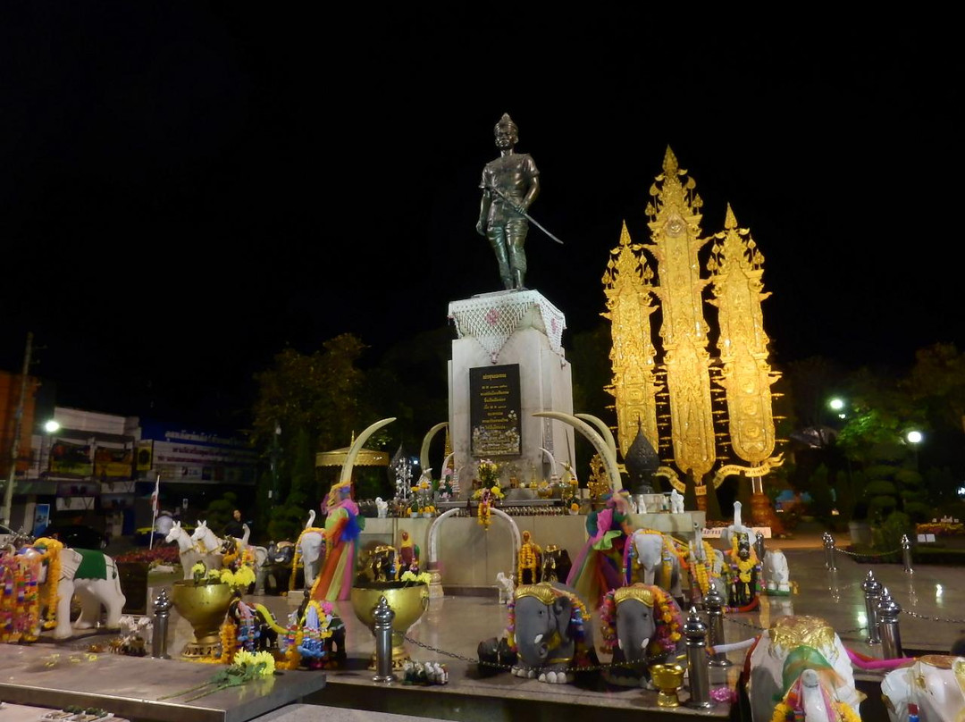 King Mengrai Monument-清莱必去景点