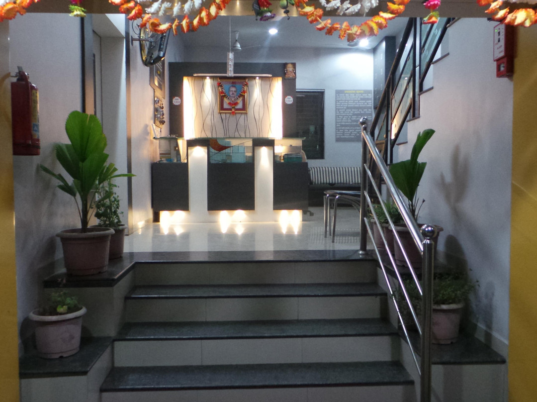 Hotel Royal Residency Executive主图