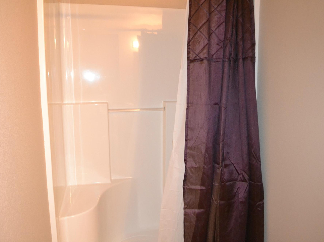 Bismarck Motor Motel主图