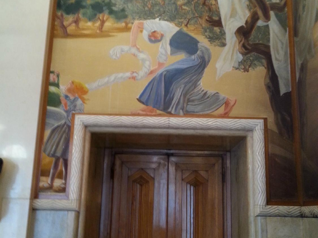 Palazzo dell'Acquedotto Pugliese-巴里必去景点