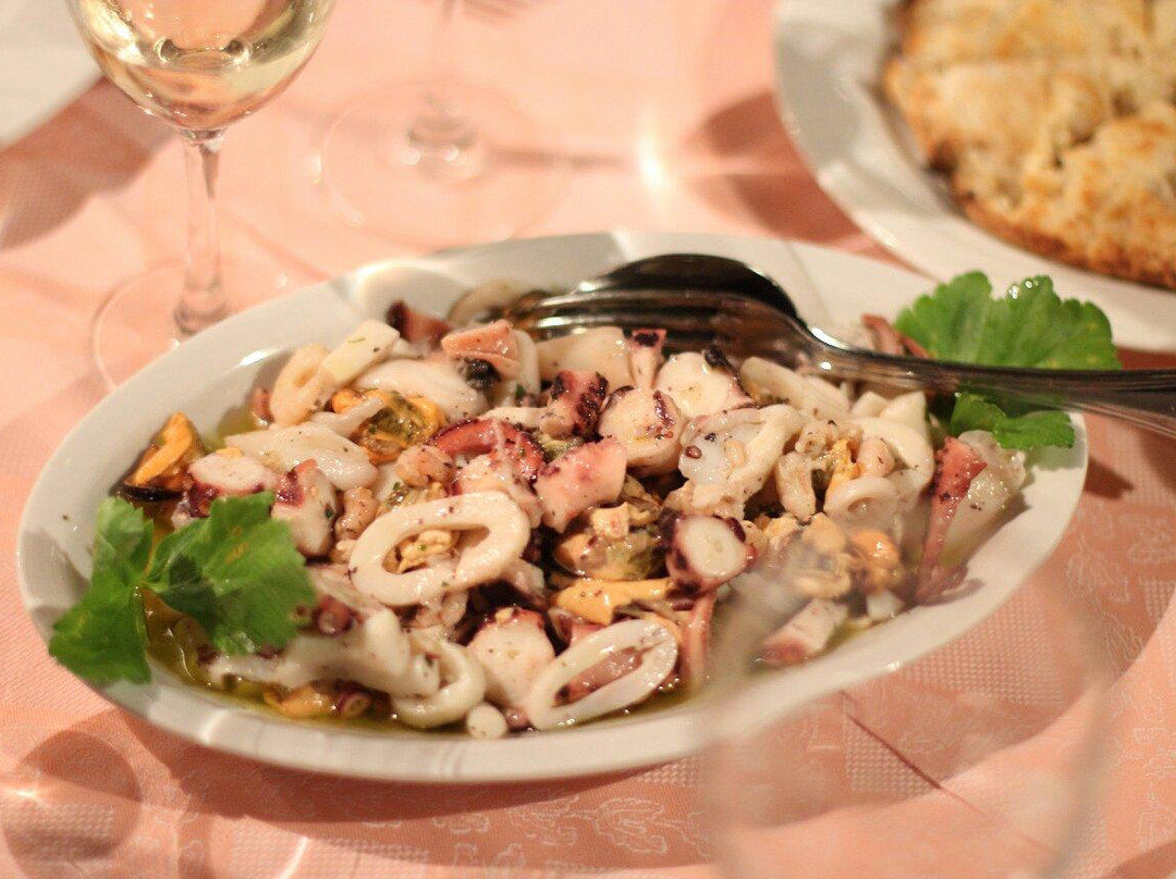 Tanaunella餐馆和美食-Hotel Ristorante Alador