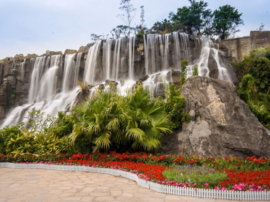 茵特拉根华侨城酒店主图