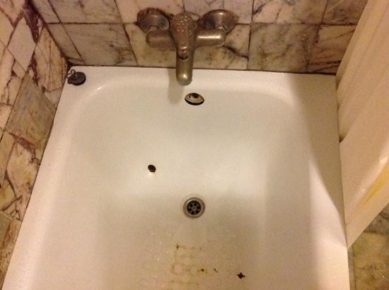 黄金城酒店主图