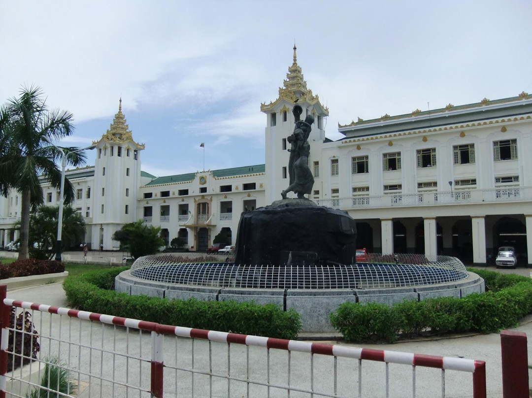 Yangon Central Railway Station景点图片