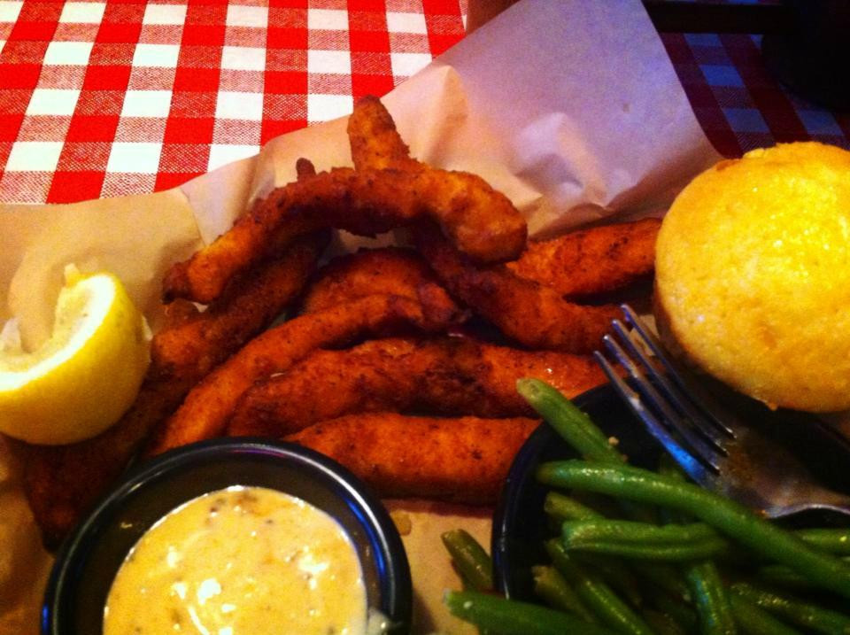 Famous Dave's Bar-B-Que