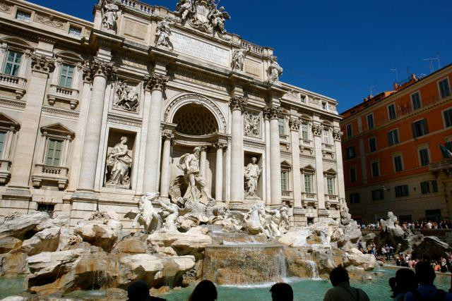 特莱维喷泉（许愿池）-罗马必去景点