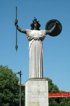 Statua della Minerva-帕维亚必去景点