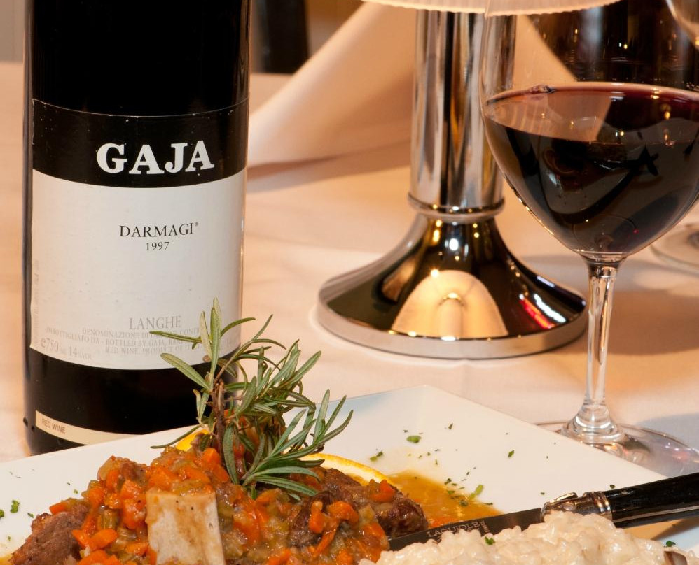 Villa Ravenna Fine Dining​