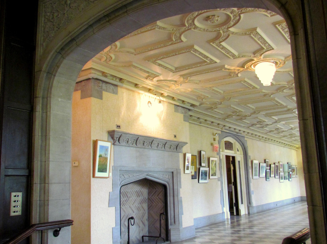 奥克布鲁克旅游景点-Mayslake Peabody Estate