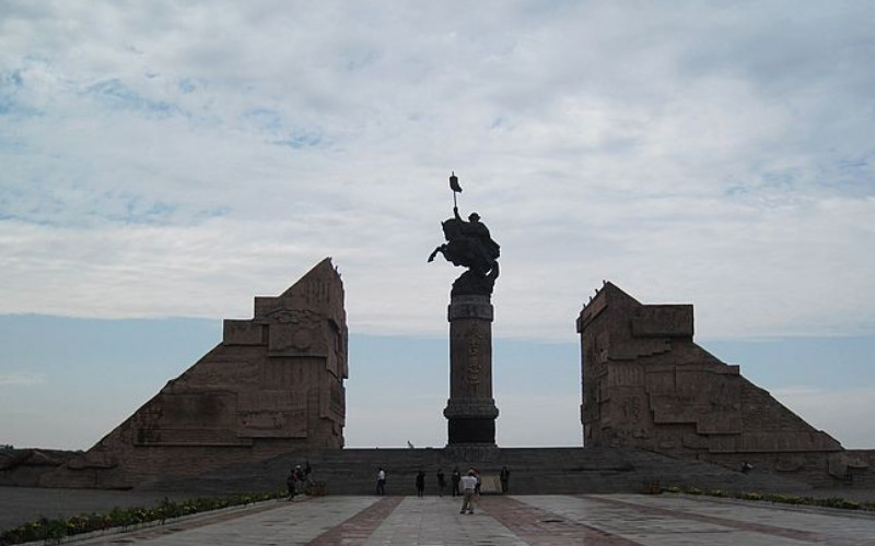 成吉思汗陵-包头市必去景点