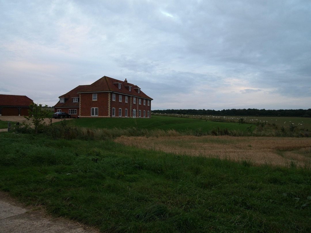 Poulton Grange主图