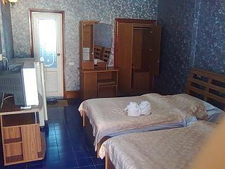 Phonepaseud Hotel