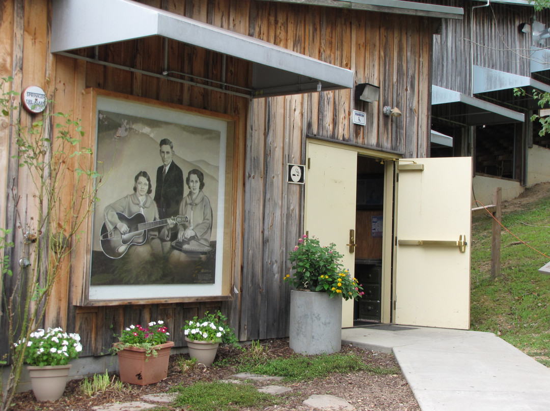 The Carter Fold-Hiltons必去景点