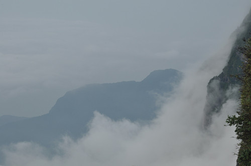 舍身崖-峨眉山市必去景点