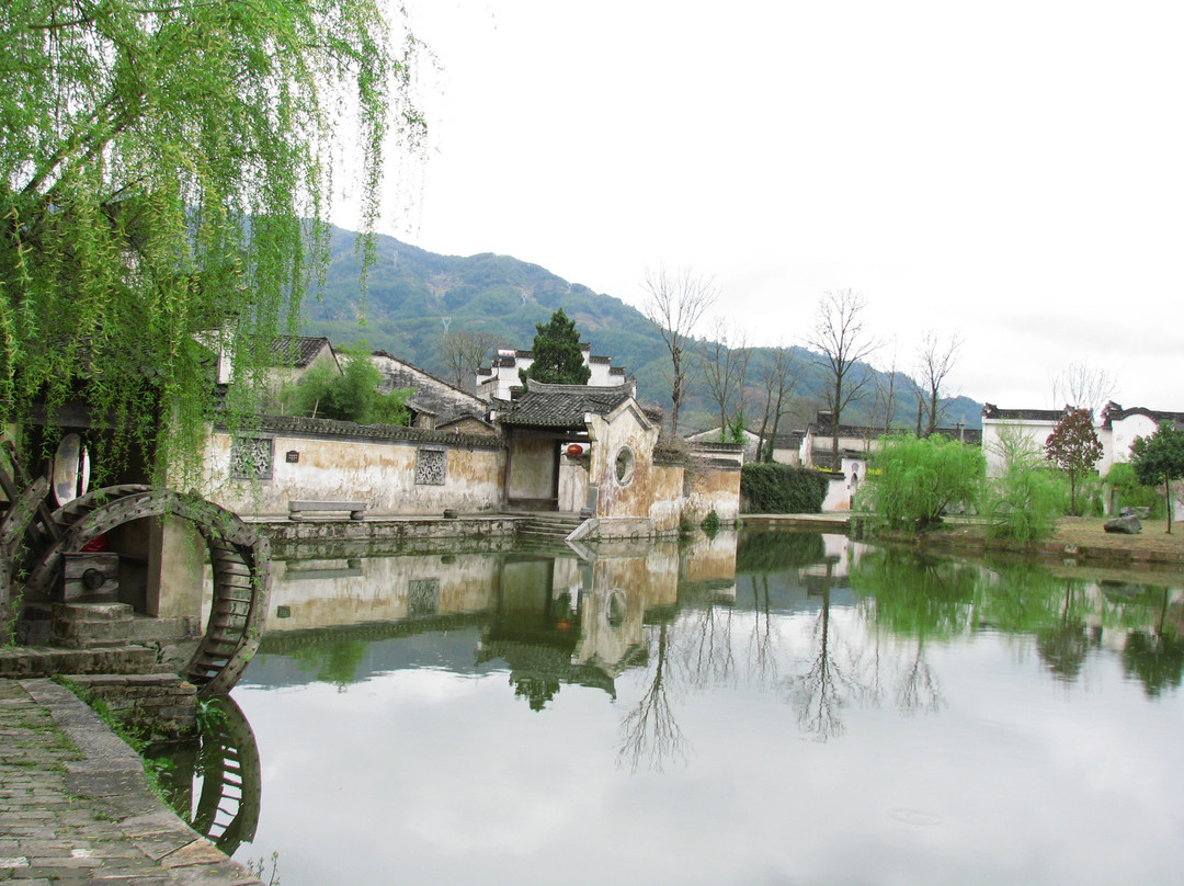 呈坎村古建筑群-黄山市必去景点