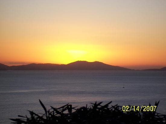 Elm Beach Suites主图