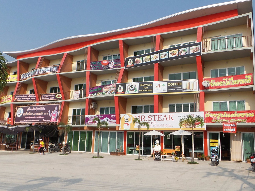 Ban Pang Pom Klang餐馆和美食-Mr. Steak