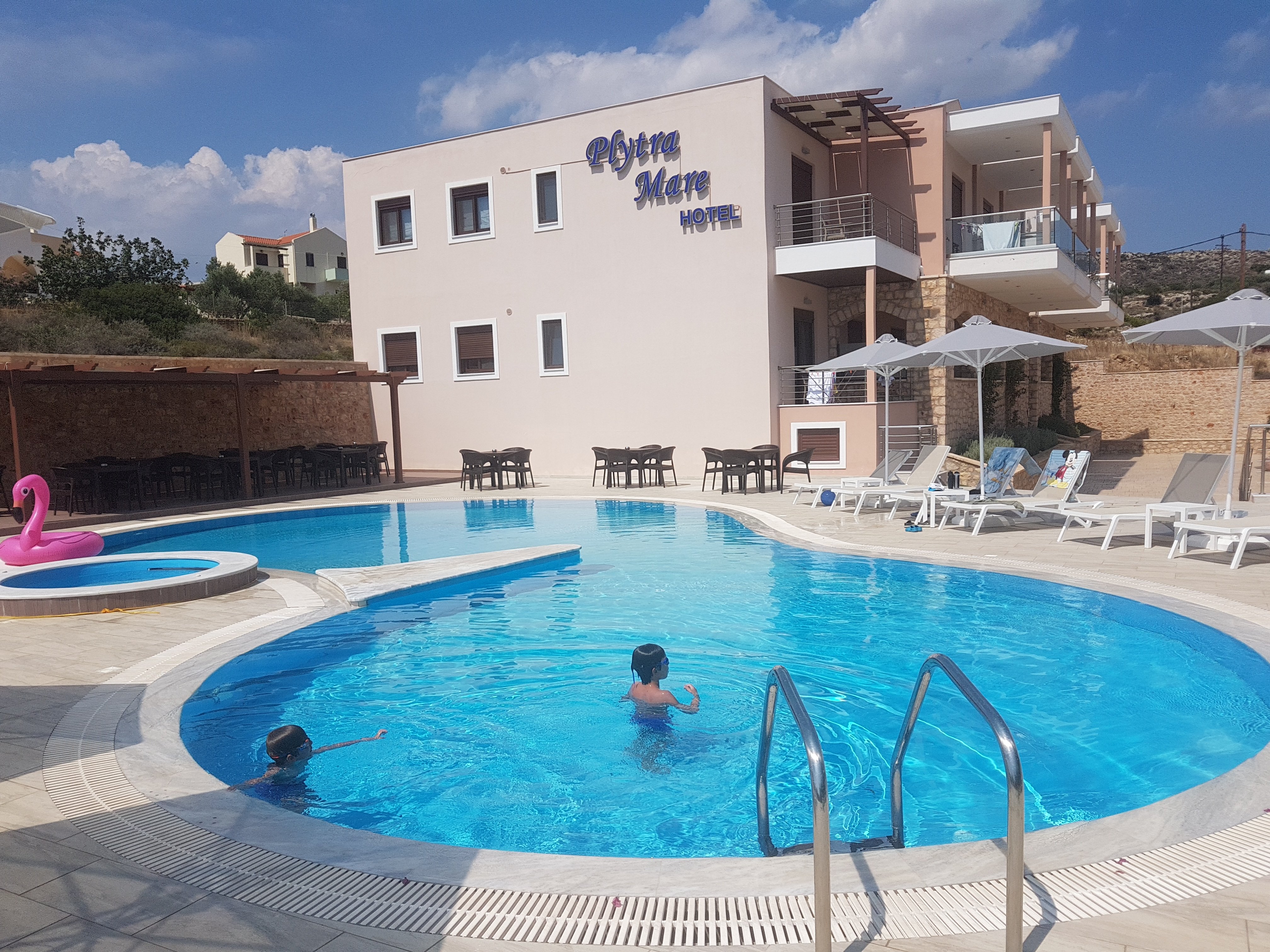 Plytra Mare Hotel-泳池
