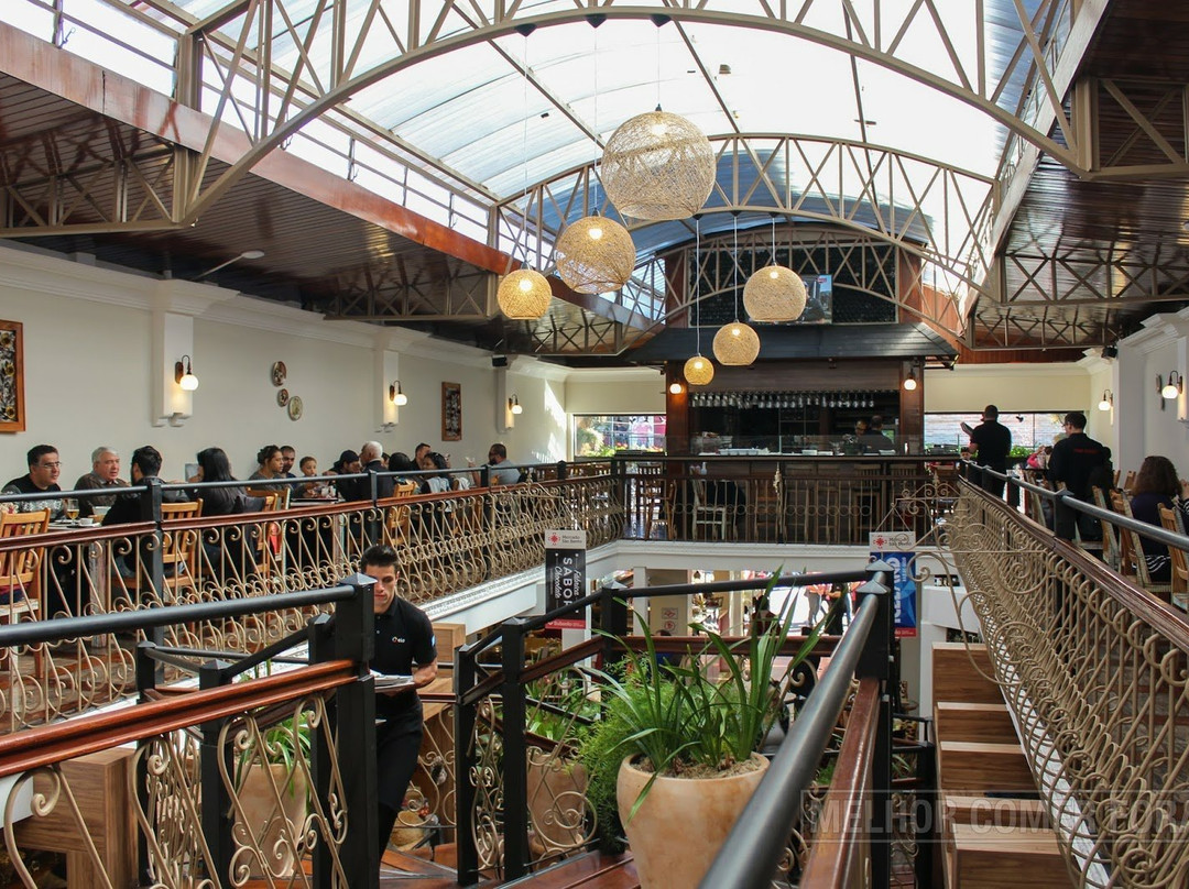 Emporio Cantinho da Serra