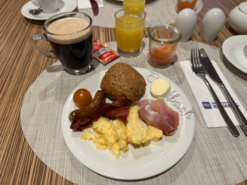 Best Western Hotel Airport Dusseldorf - Ratingen-餐饮