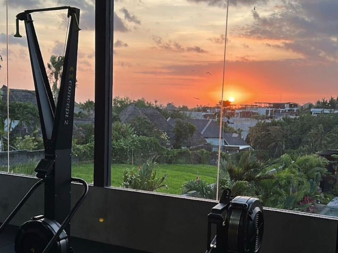 The Wrong Gym-佩惹勒南必去景点