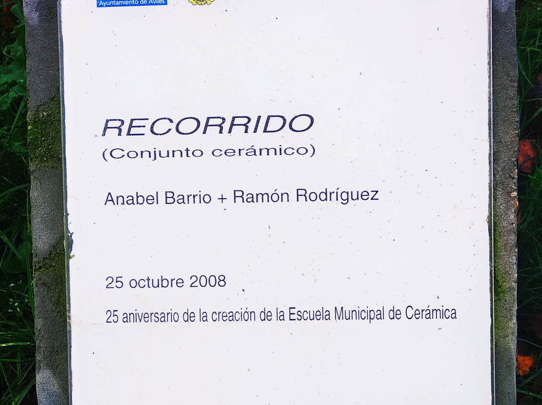 Escultura «Recorrido»