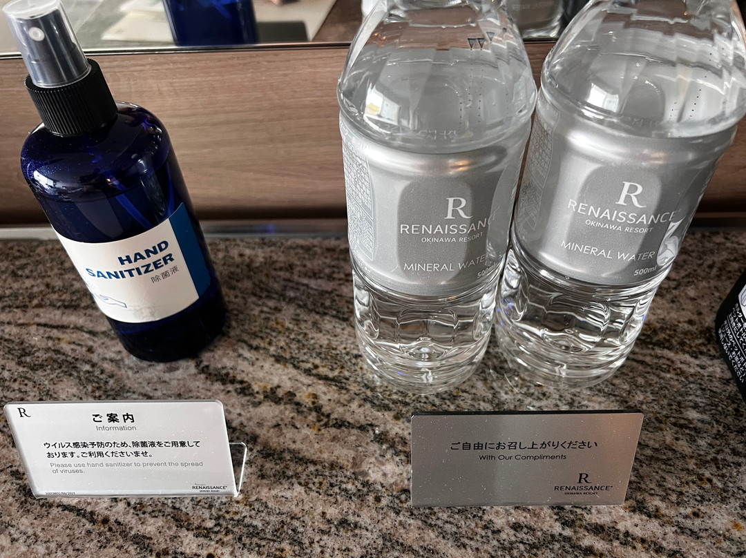 冲绳万丽度假酒店主图