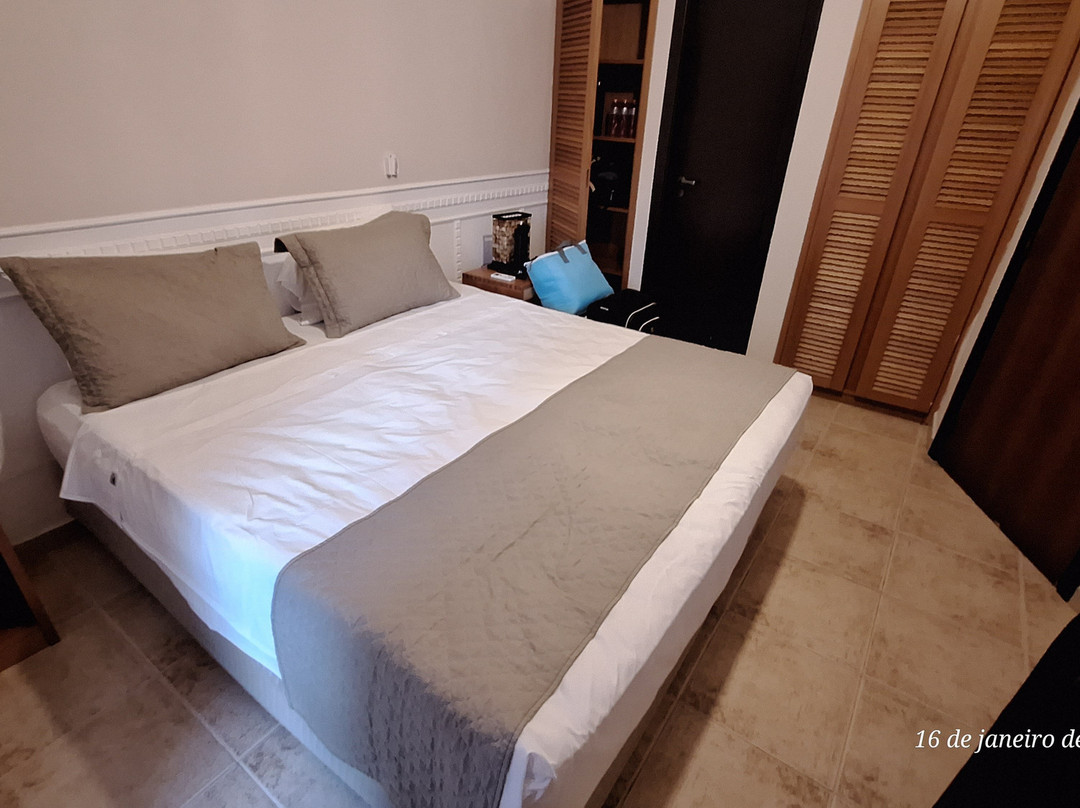 Beach Hotel Villas主图